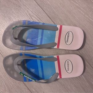 Havaianas Blue and Red Striped Flip Flops